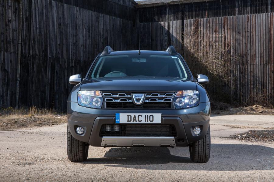  Dacia Duster Commercial 2015 года  (UK) (фото 15 из 17)